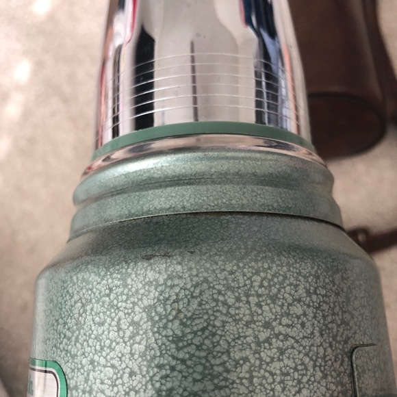 Vintage Aladdin Stanley Thermos A-944DH Green Quart With Leather Carrying Case - Picture 11 of 16